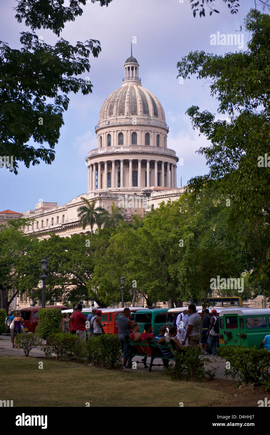 Il Capitolio, l'ex palazzo del parlamento nel centro di Avana, ora un museo Foto Stock