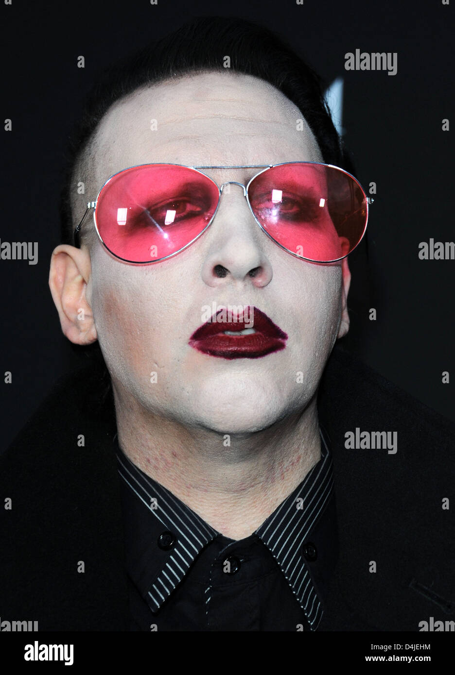 Los Angeles, California, USA. Il 14 marzo 2013. Marilyn Manson arriva alla premiere del film per 'Spring Breakers" presso il Cinema Arclight Hollywood. Credito: Sydney Alford / Alamy Live News Foto Stock