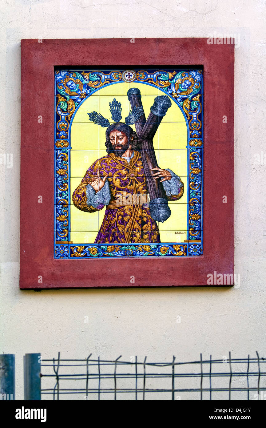 Mosaico di Gesù che porta la croce a Cordoba, Andalusia, Spagna Foto Stock