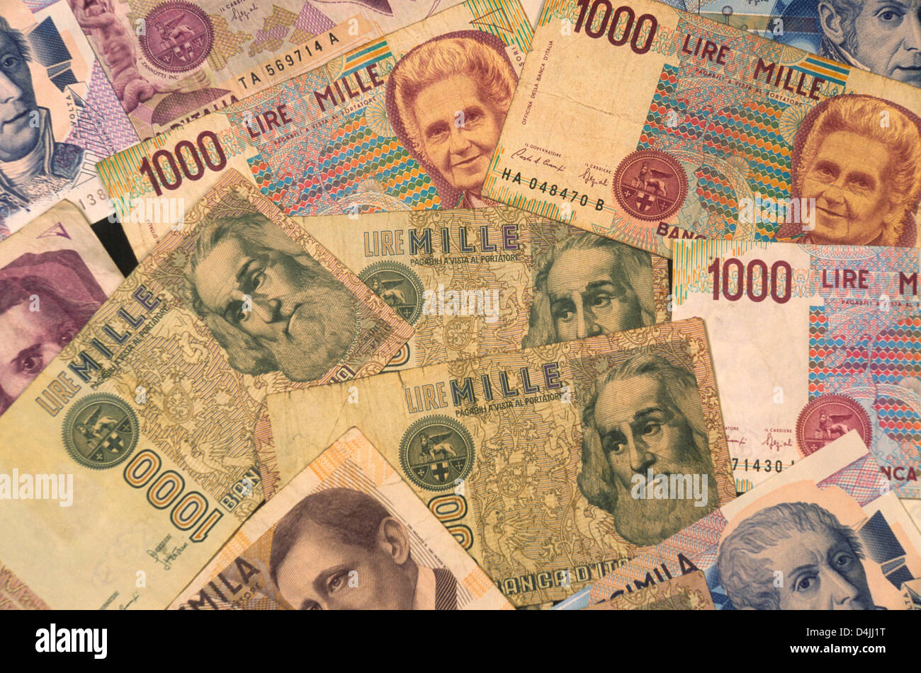 Monete in lire e fatture, ex moneta italiana Foto Stock