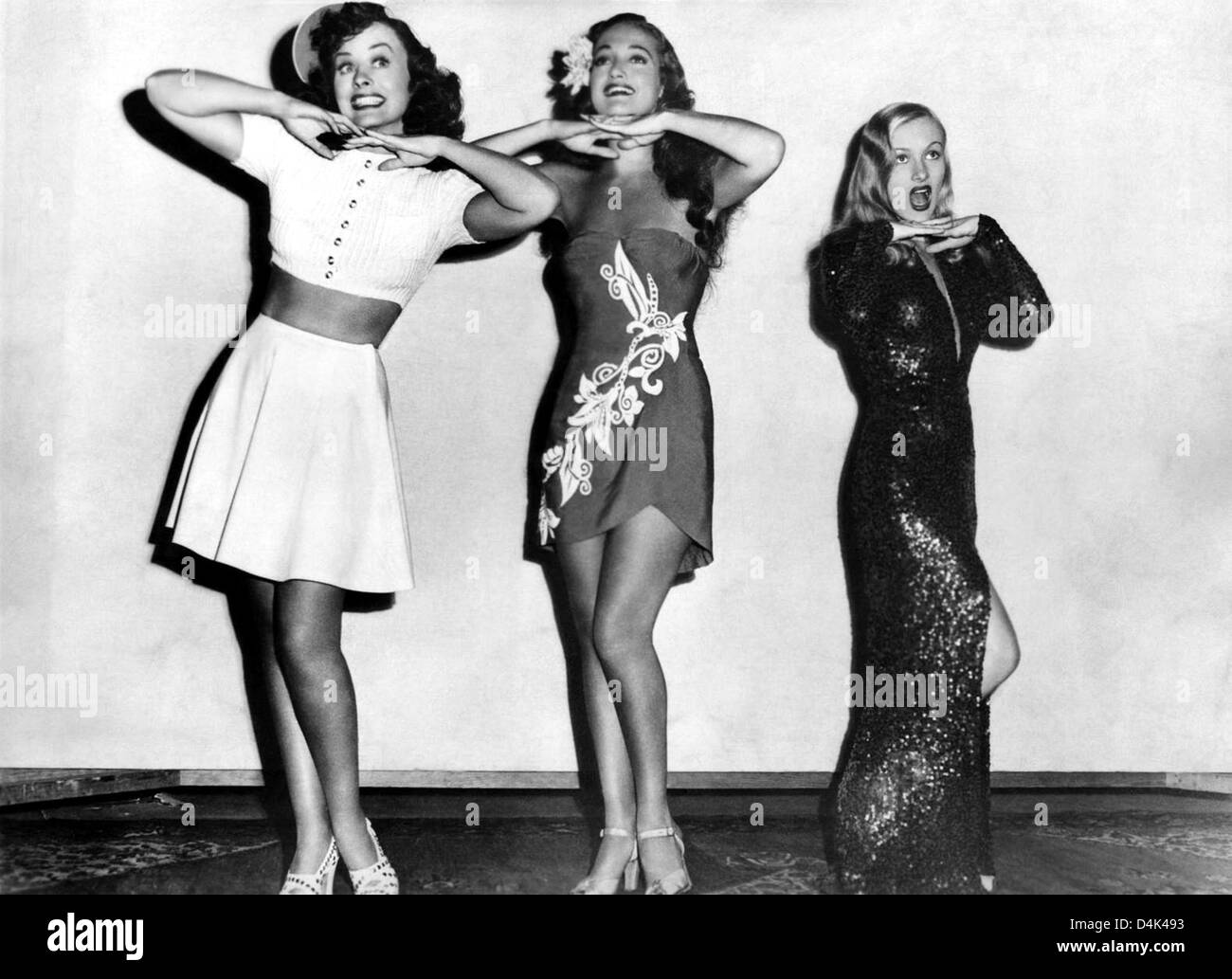 STAR LAMAS RHYTHM 1943 Paramount film con da l: Paulette Goddard, Dorothy Lamour, Veronica Lake Foto Stock