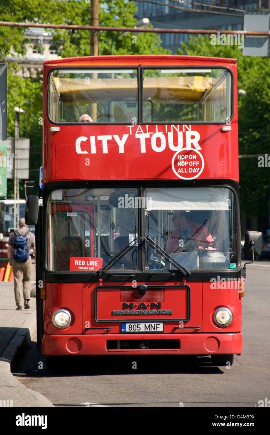 Un double-decker "hop on-hop off Tallinn autobus turistico di Tallinn, Estonia,Stati Baltici Foto Stock