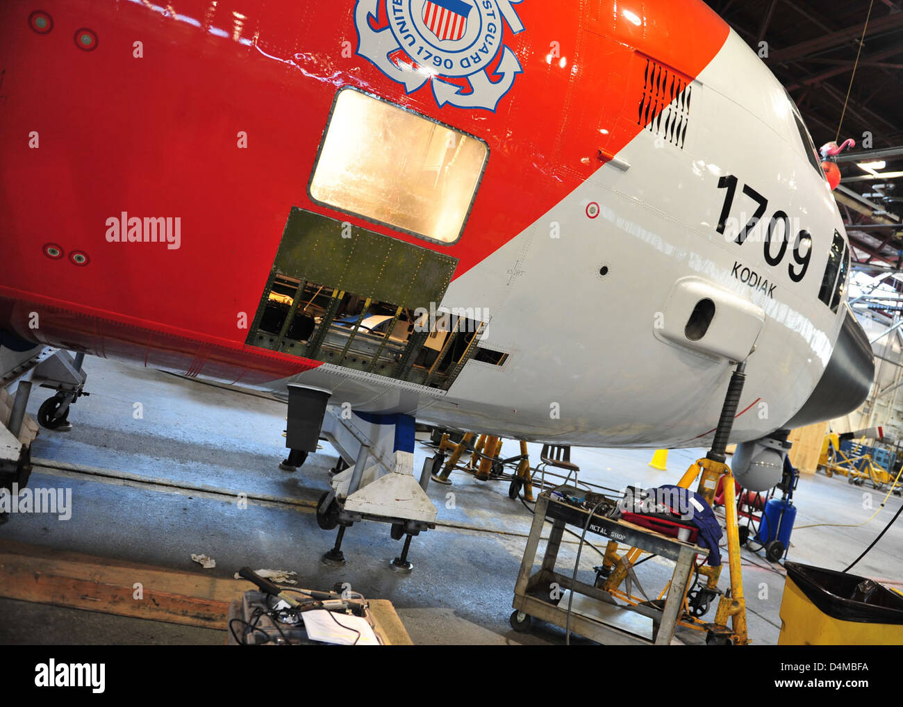 Stazione aria Kodiak C-130 la riparazione della pelle Foto Stock