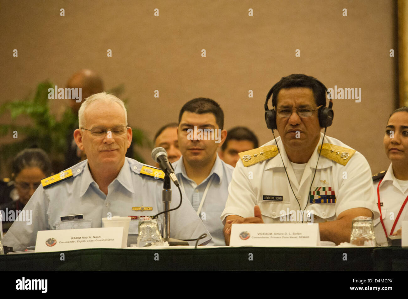 Il MEXUS 2012 è stato un esercizio transfrontaliero tenuto tra Messico e Stati Uniti per migliorare le capacità congiunte di risposta marittima. L'evento si è concentrato sulla cooperazione nella risposta alle catastrofi e nelle operazioni di sicurezza marittima lungo il confine tra Stati Uniti e Messico. Foto Stock