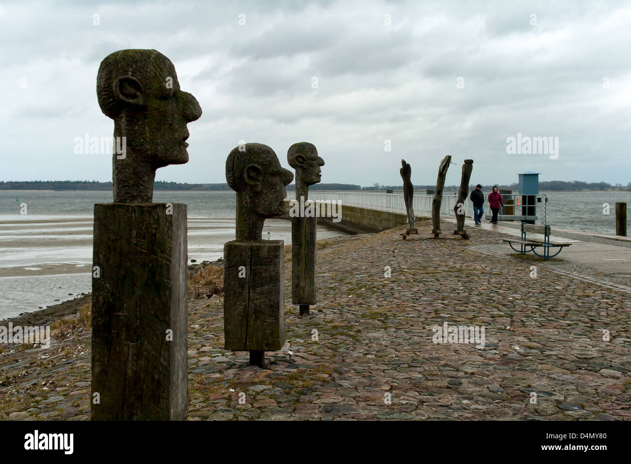 Greifswald, Germania, sculture in legno presso i sindacati danesi Wiek Foto Stock