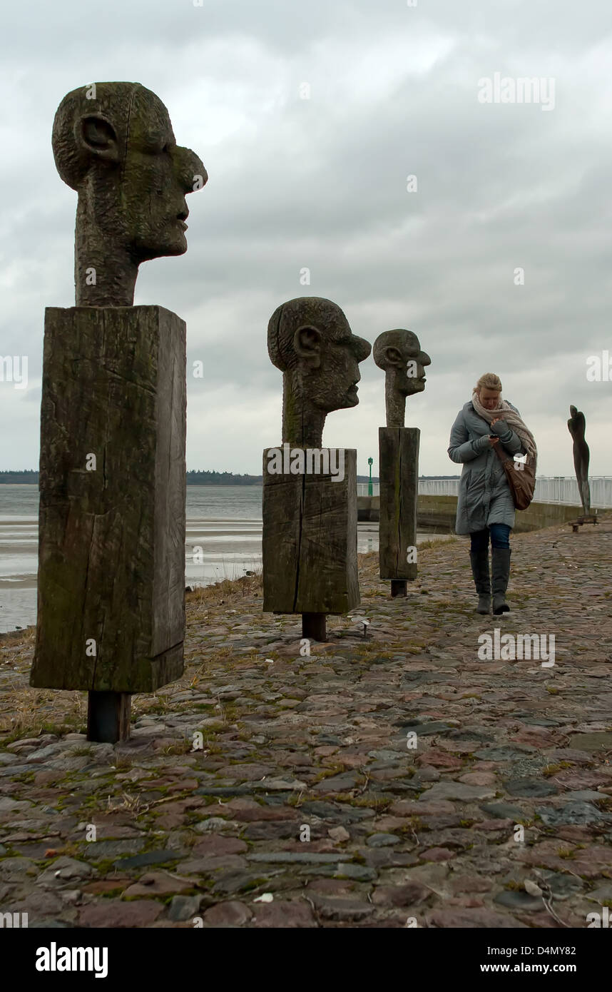 Greifswald, Germania, sculture in legno presso i sindacati danesi Wiek Foto Stock