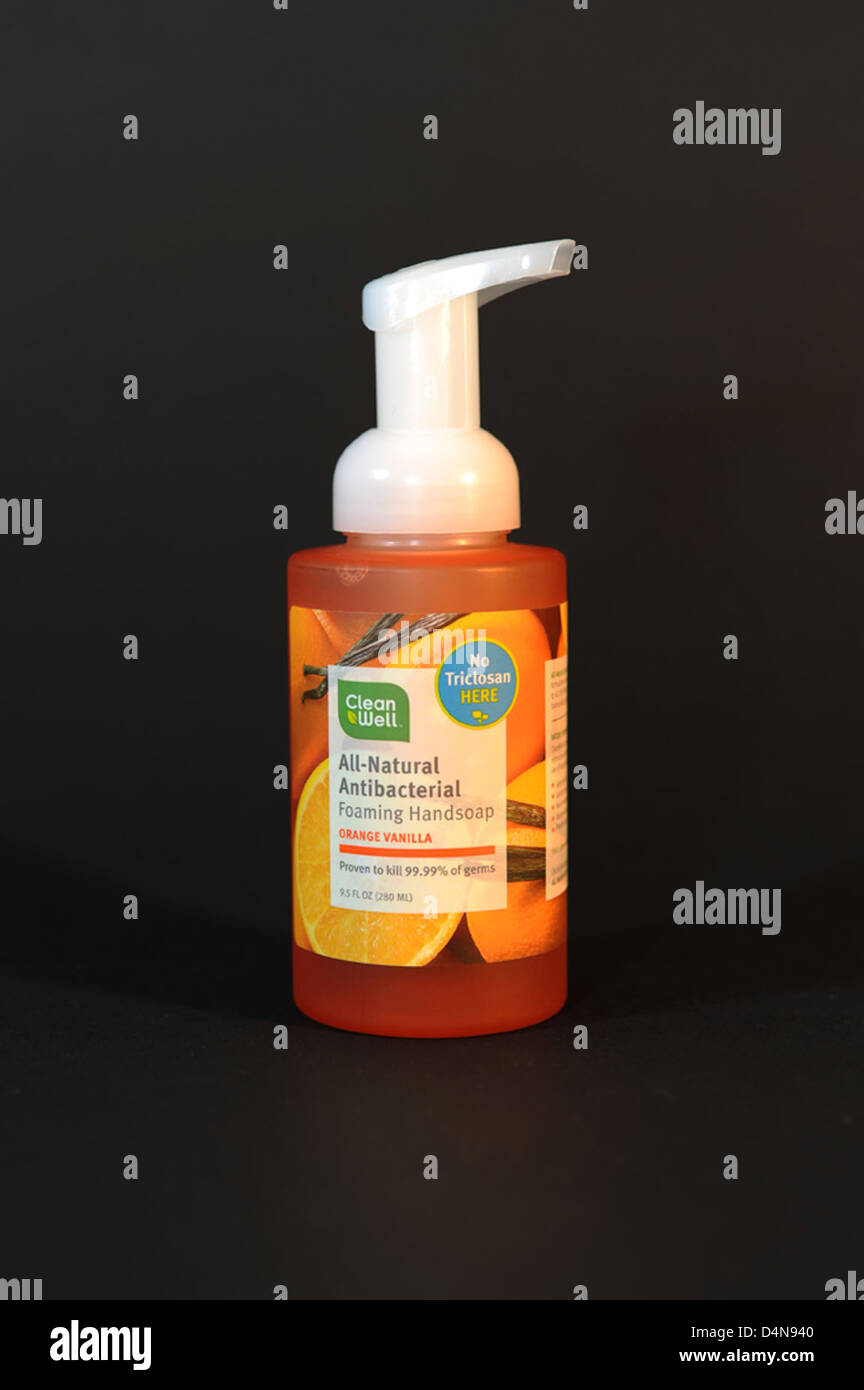 Diversi disinfettanti per le mani, compresi prodotti di Clean Well e Dr. Tichenor, hanno dimostrato di avere affermazioni non comprovate per prevenire le infezioni da MRSA. La FDA ha emesso delle avvertenze su questi prodotti a causa di problemi relativi all'efficacia e alla sicurezza. Foto Stock