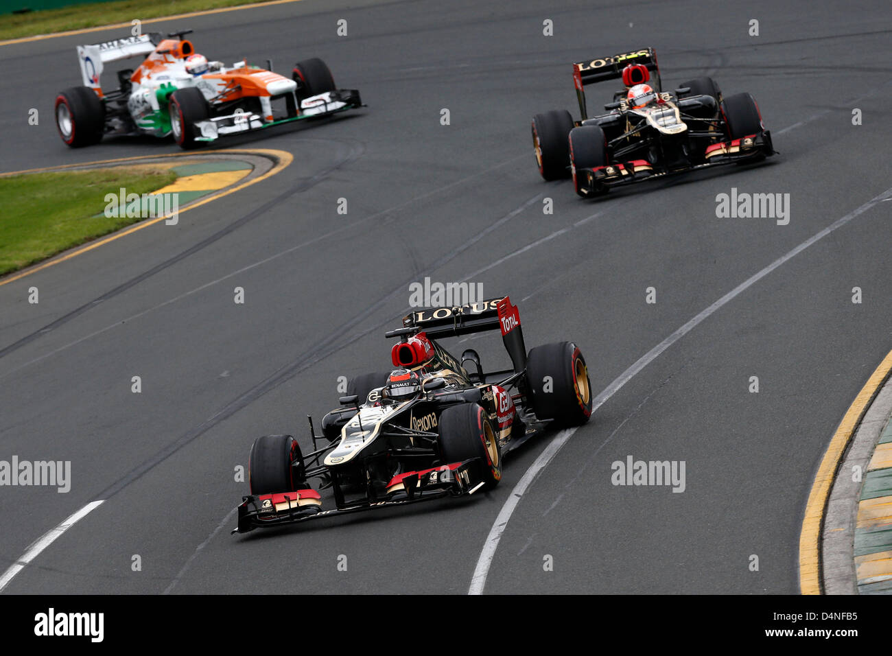 Motorsports: FIA Formula One World Championship 2013, il Gran Premio d'Australia, #7 Kimi Raeikkoenen (FIN, Team Lotus F1), #8 Romain Grosjean (FRA, Team Lotus F1), Foto Stock