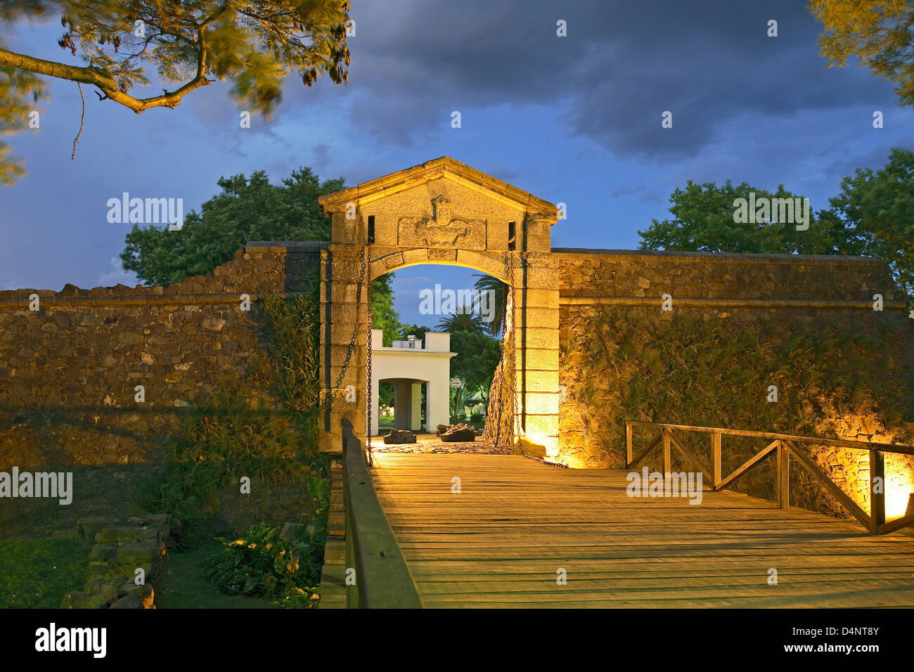 Vecchia porta della città di Colonia del Sacramento (Patrimonio Mondiale dell'UNESCO), Uruguay Foto Stock