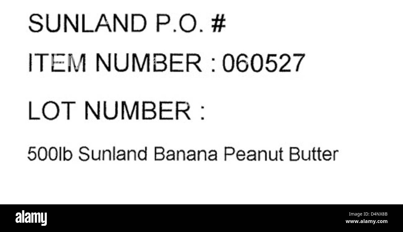 Sunland Inc. Ha pubblicato un richiamo sui burro aromatizzati e sulle spalmazioni a causa della potenziale presenza di batteri nocivi, in particolare la Salmonella. I prodotti interessati includono vari marchi venduti negli Stati Uniti, con istruzioni per restituire gli articoli per un rimborso o una sostituzione. Foto Stock