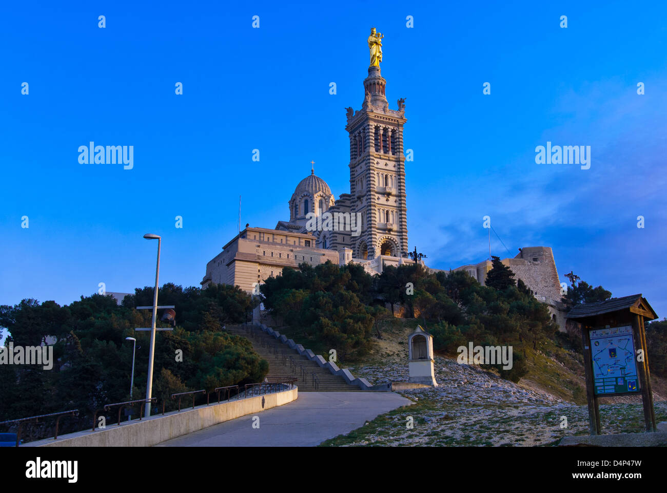 Basilique Notre-Dame-de-la-Garde, Marsiglia, Francia Foto Stock