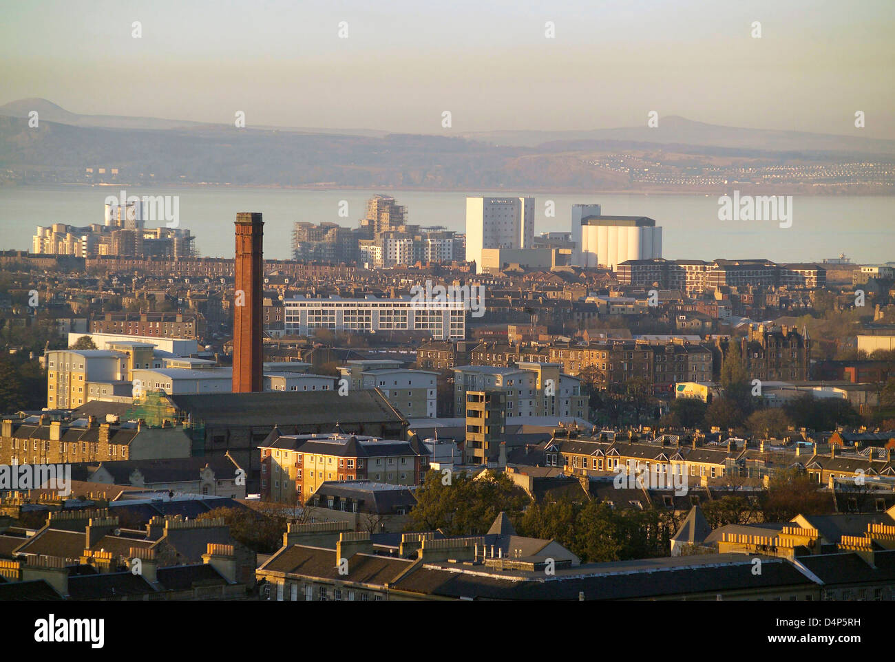 Vista sulla città di porto di Leith Foto Stock