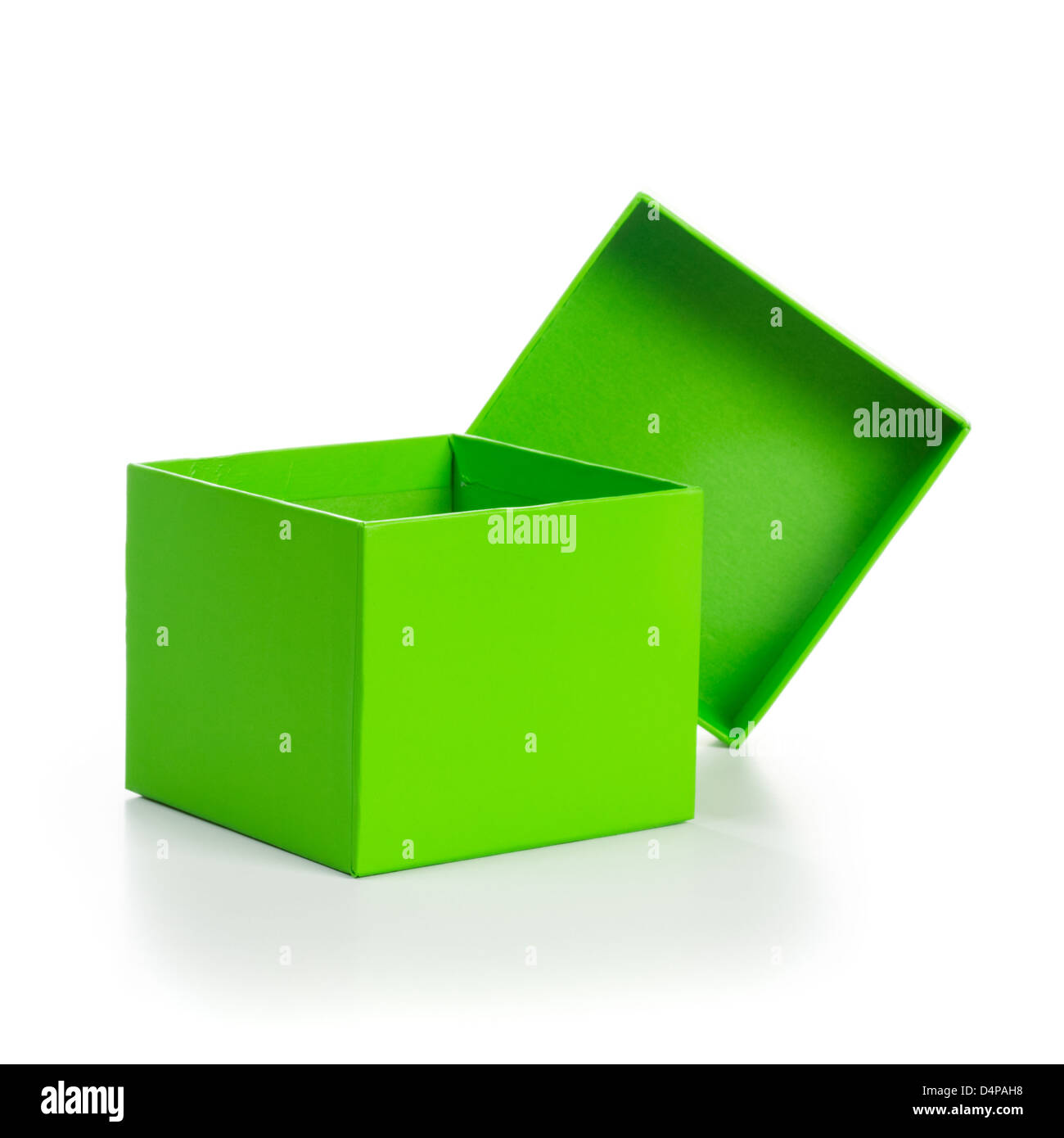 Aperto vuoto green box regalo su sfondo bianco percorso di clipping incluso Foto Stock