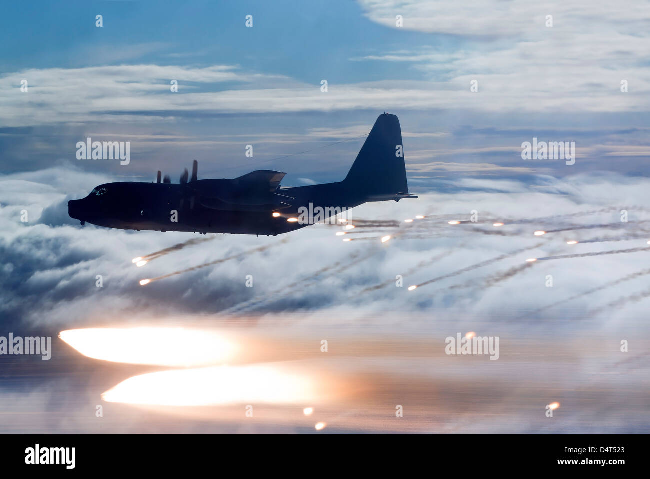 MC-130P combattere ombra razzi di caduta. Foto Stock