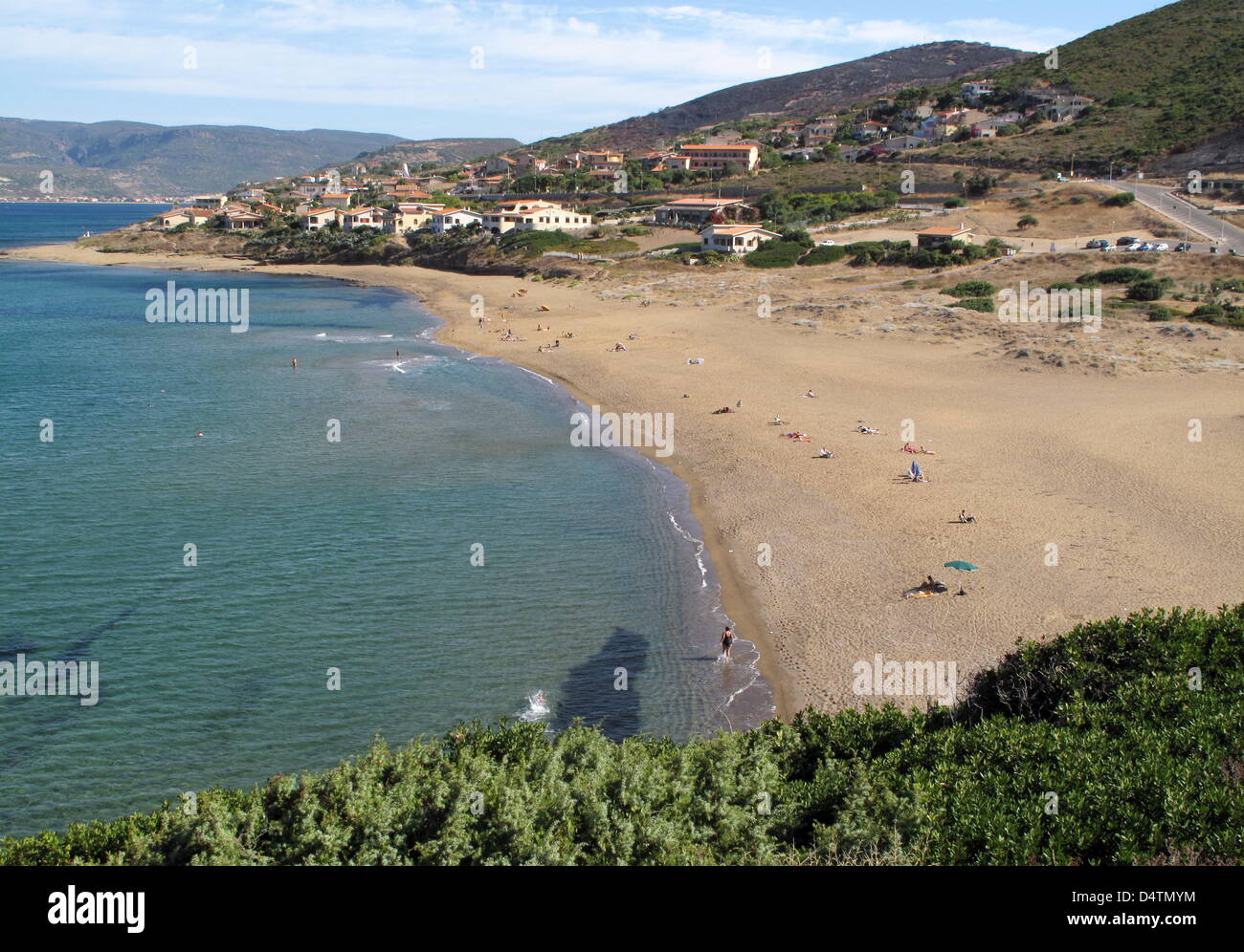 Una spiaggia di Porto Alabe non lontano dal villaggio di Bosa sulla  Sardegna, Italia, 08 settembre 2009. Foto: Roland Holschneider Foto stock -  Alamy