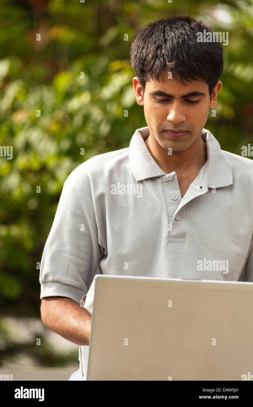 Giovani indiani Smart corporate. Foto Stock