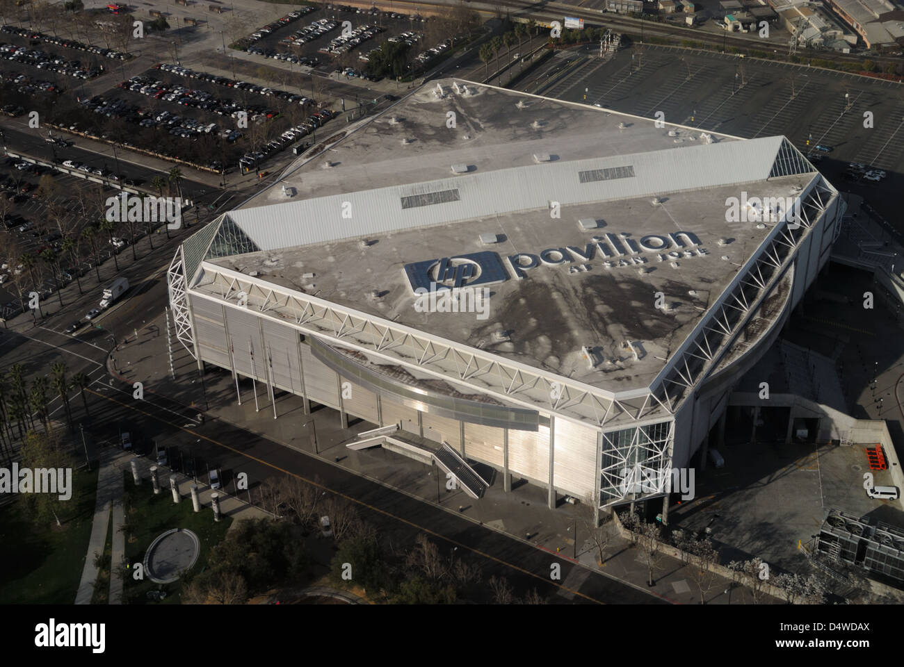 Il centro di SAP (ex HP Pavilion) a San Jose (antenna), California CA Foto Stock