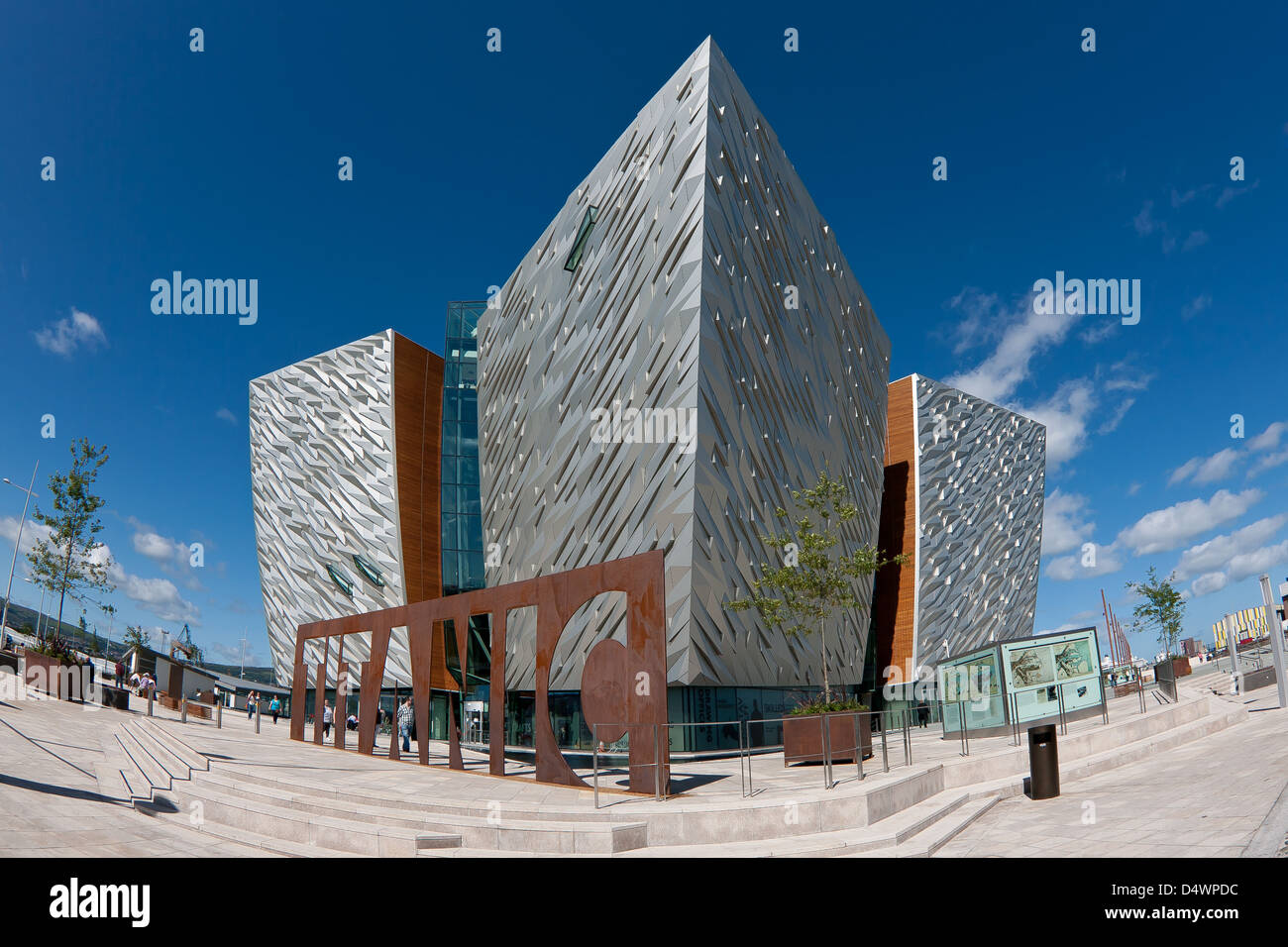 Firma di Titanic building museum Belfast Irlanda quarto progetto attrazione turistica Foto Stock
