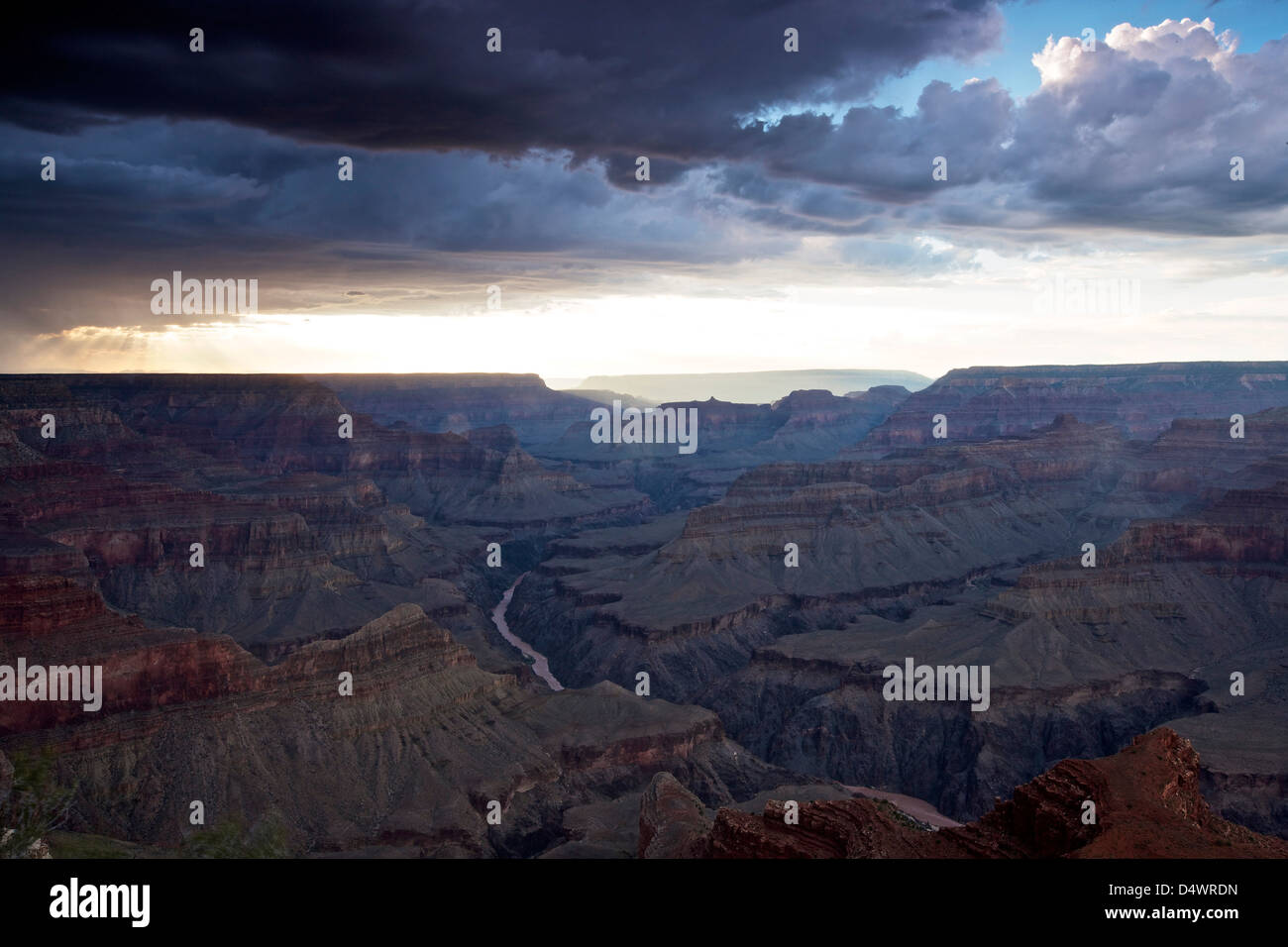 Grand Canyon come visto dal punto di Mohave South Rim, Arizona, Stati Uniti. Foto Stock
