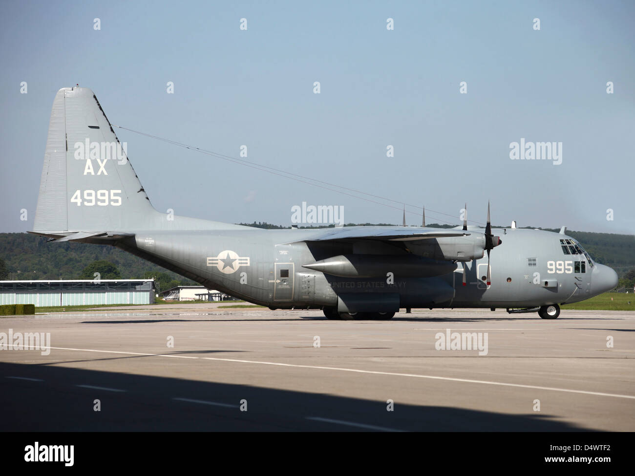 Stati Uniti Navy C-130T di VR-54 a Stoccarda Airfield, Germania. Foto Stock