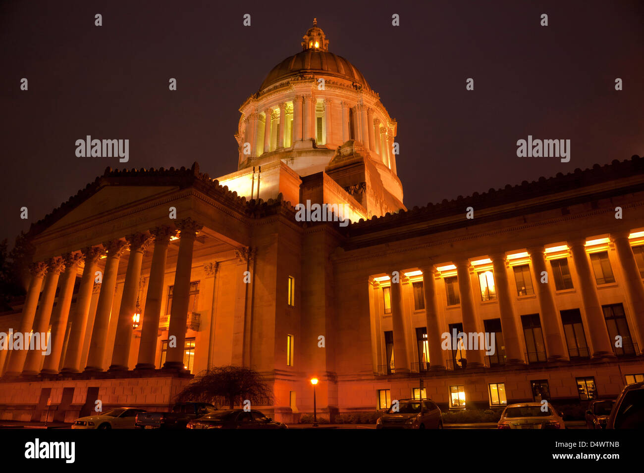 WA08228-00...WASHINGTON - la sera presso il Washington State Capitol Building in Olympia. Foto Stock