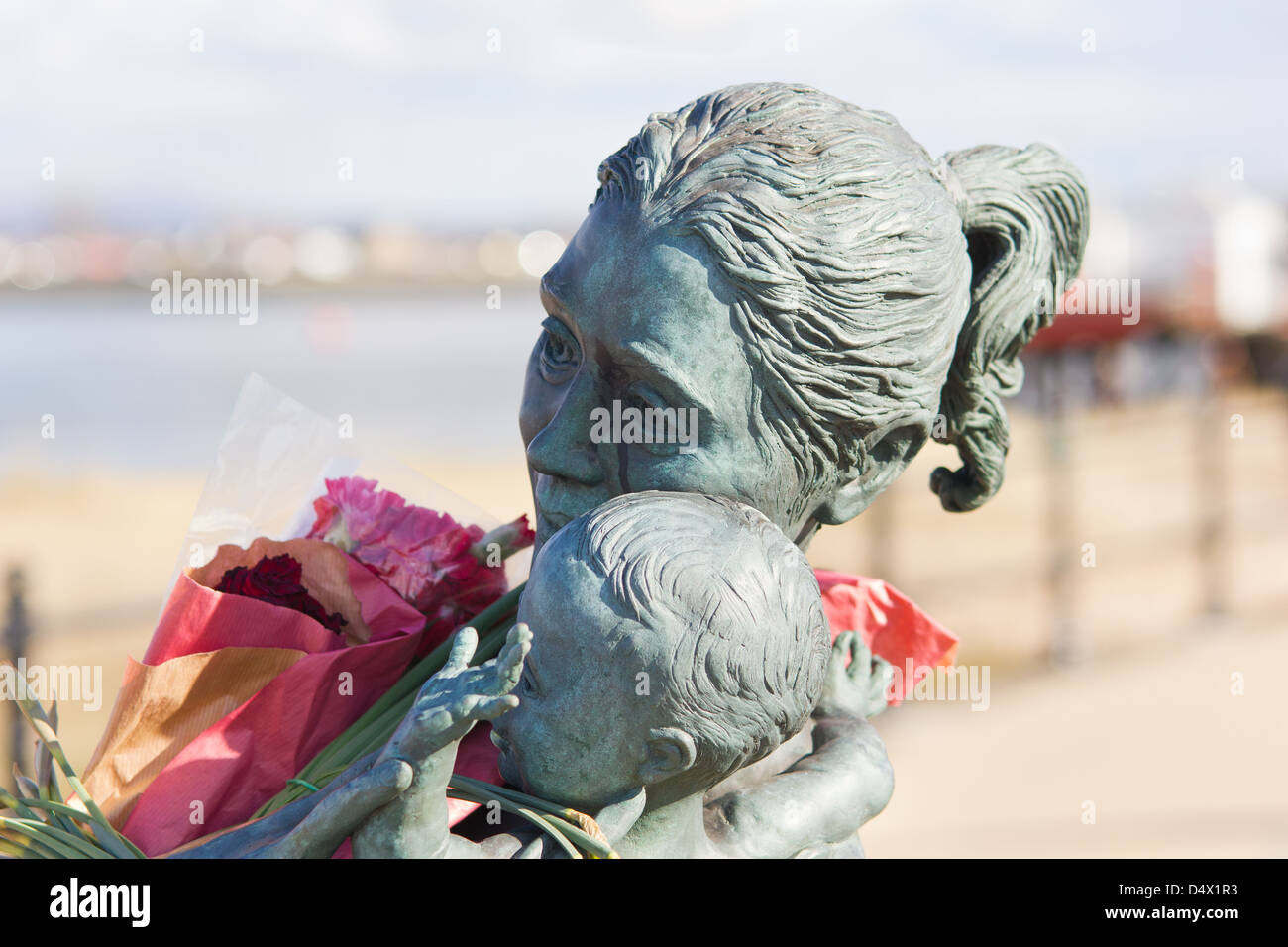 Il Welcome home statua a Fleetwood, Lancashire, Inghilterra Foto Stock
