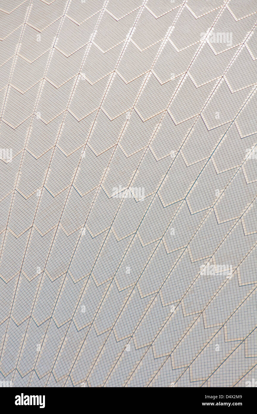 La Opera House di Sydney, Australia. La sezione di forma curva, ceramica tegola di tetto. Foto Stock