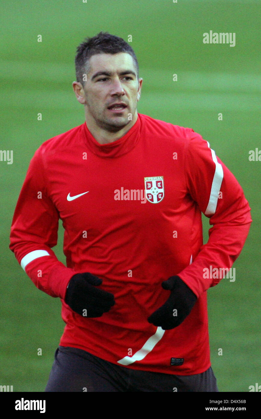19.03.2013 Stara Pazova(Serbia) Serbia national gli uomini della squadra di calcio la formazione prima della Coppa del Mondo FIFA qualificare il match contro la Croazia Aleksandar Kolarov FC Manchester City player Foto Stock