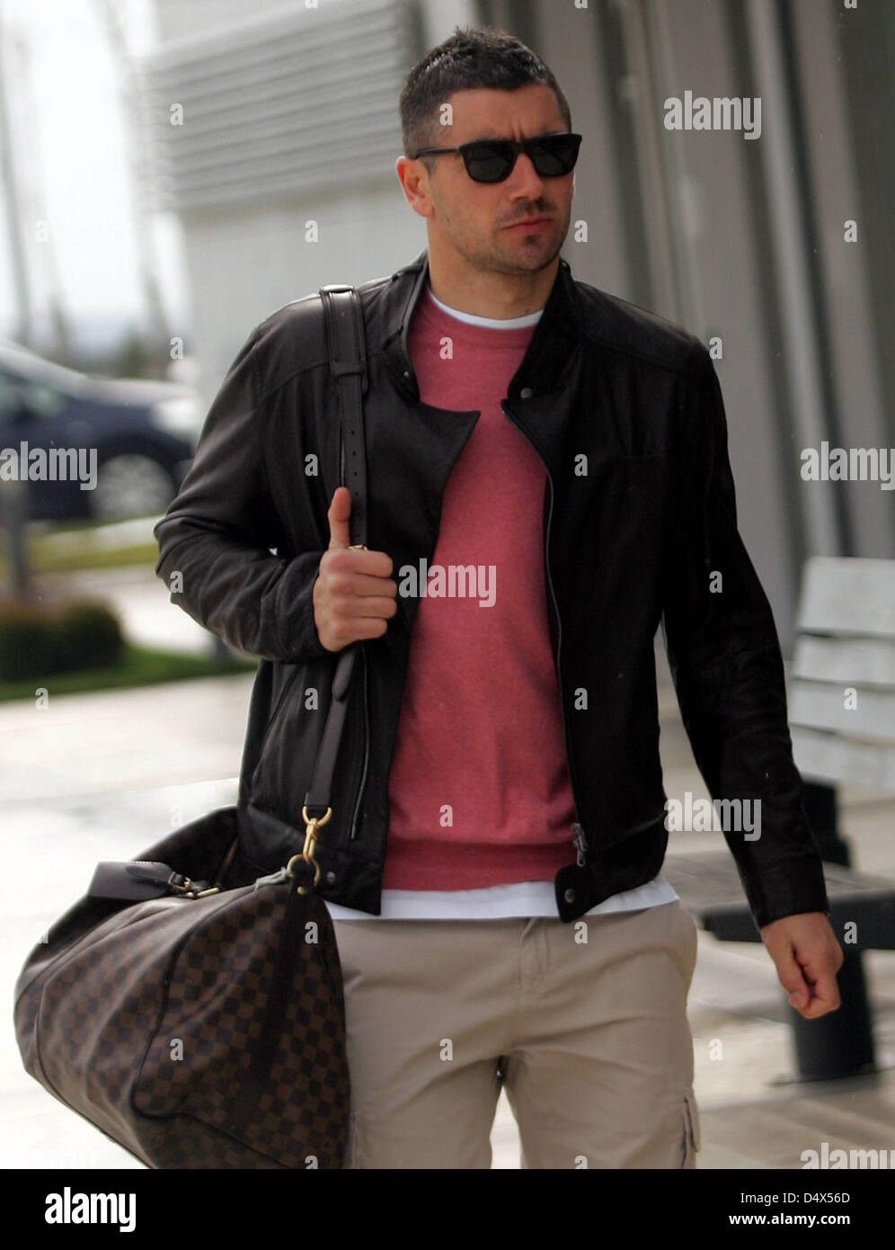 19.03.2013 Stara Pazova(Serbia) Riunione di Serbia national gli uomini della squadra di calcio prima della Coppa del Mondo di qualificare il match contro la Croazia Aleksandar Kolarov FC Manchester City player Foto Stock