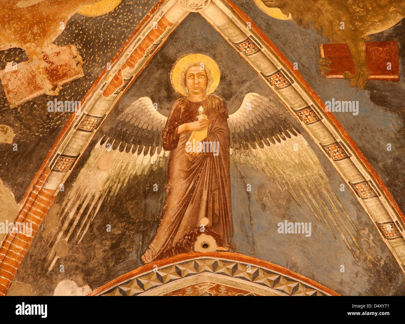 VERONA - gennaio 28: affresco di st. Matteo Evangelisti nel santuario della chiesa di San Fermo Maggiore Foto Stock