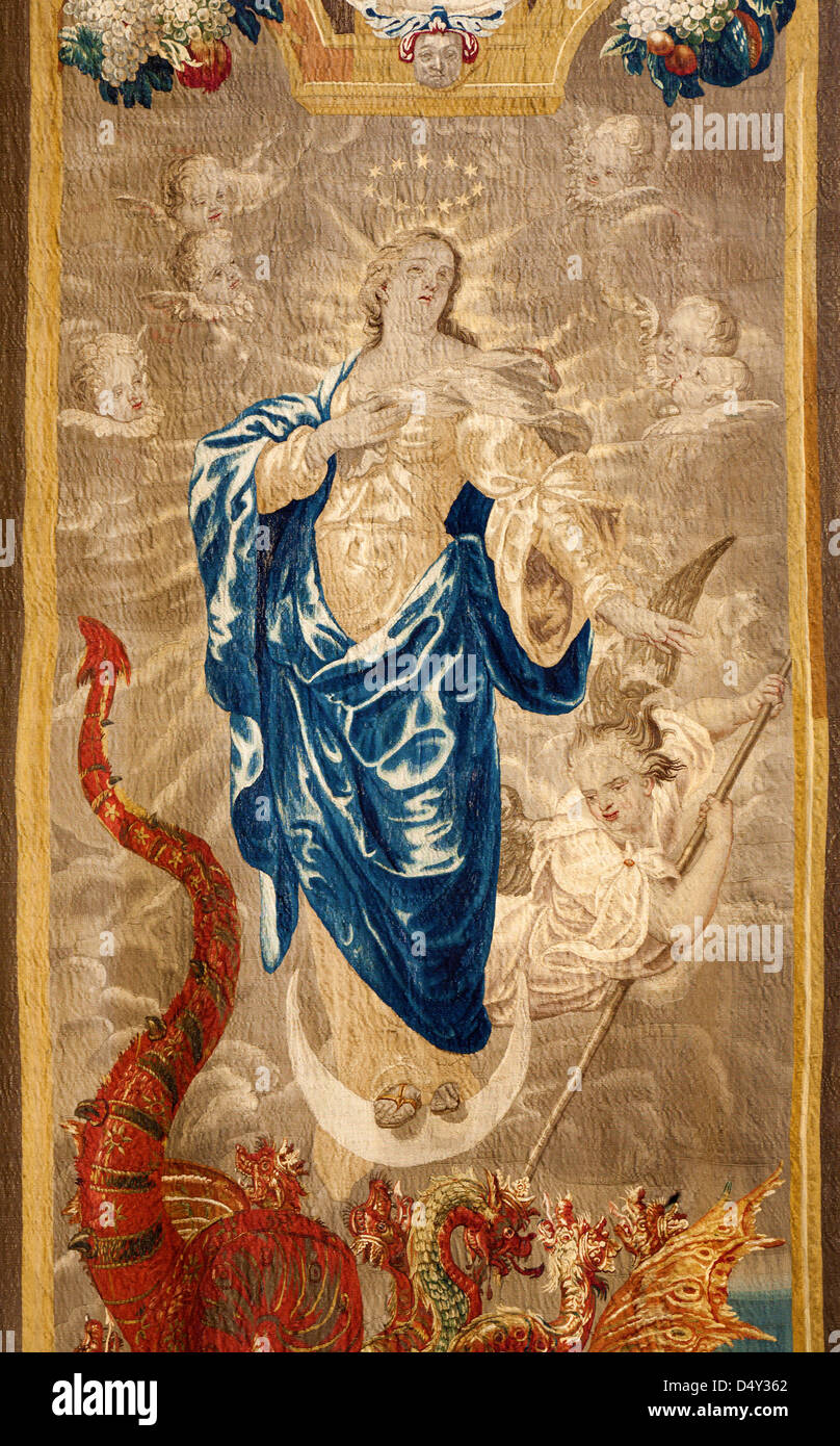BERGAMO - gennaio 26: Arazzo Vergine Maria nella chiesa di Santa Maria Maggiore il 26 gennaio 2013 a Bergamo, Italia. Foto Stock