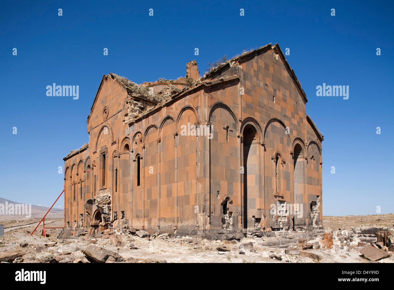 Cattedrale successivamente cambiato in fethiye moschea, ani rovine, area di Kars, nord-Anatolia orientale, Turchia, Asia Foto Stock