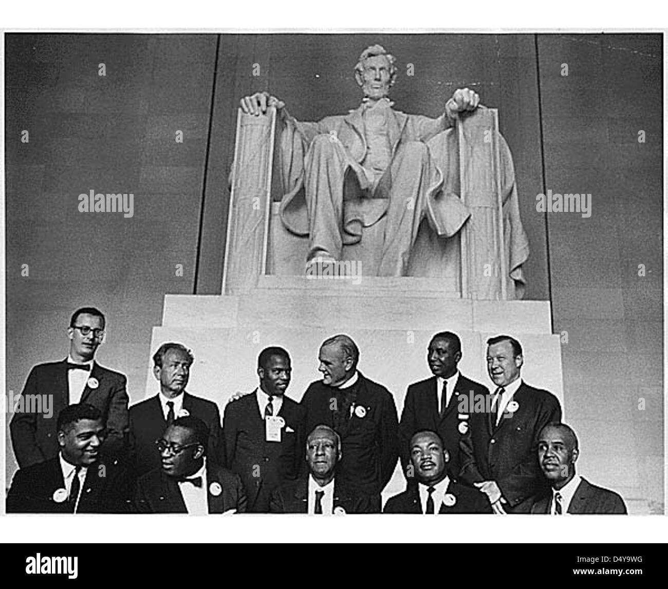 La marcia dei diritti civili su Washington, D.C. [leader della marcia che posano di fronte alla statua di Abraham Lincoln, Lincoln Memorial.], 08/28/1963 Foto Stock