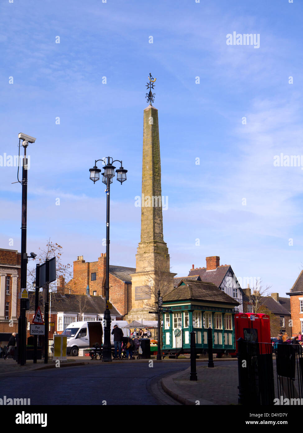 Obelisco in Piazza del Mercato nella Città di Ripon North Yorkshire, Inghilterra Foto Stock