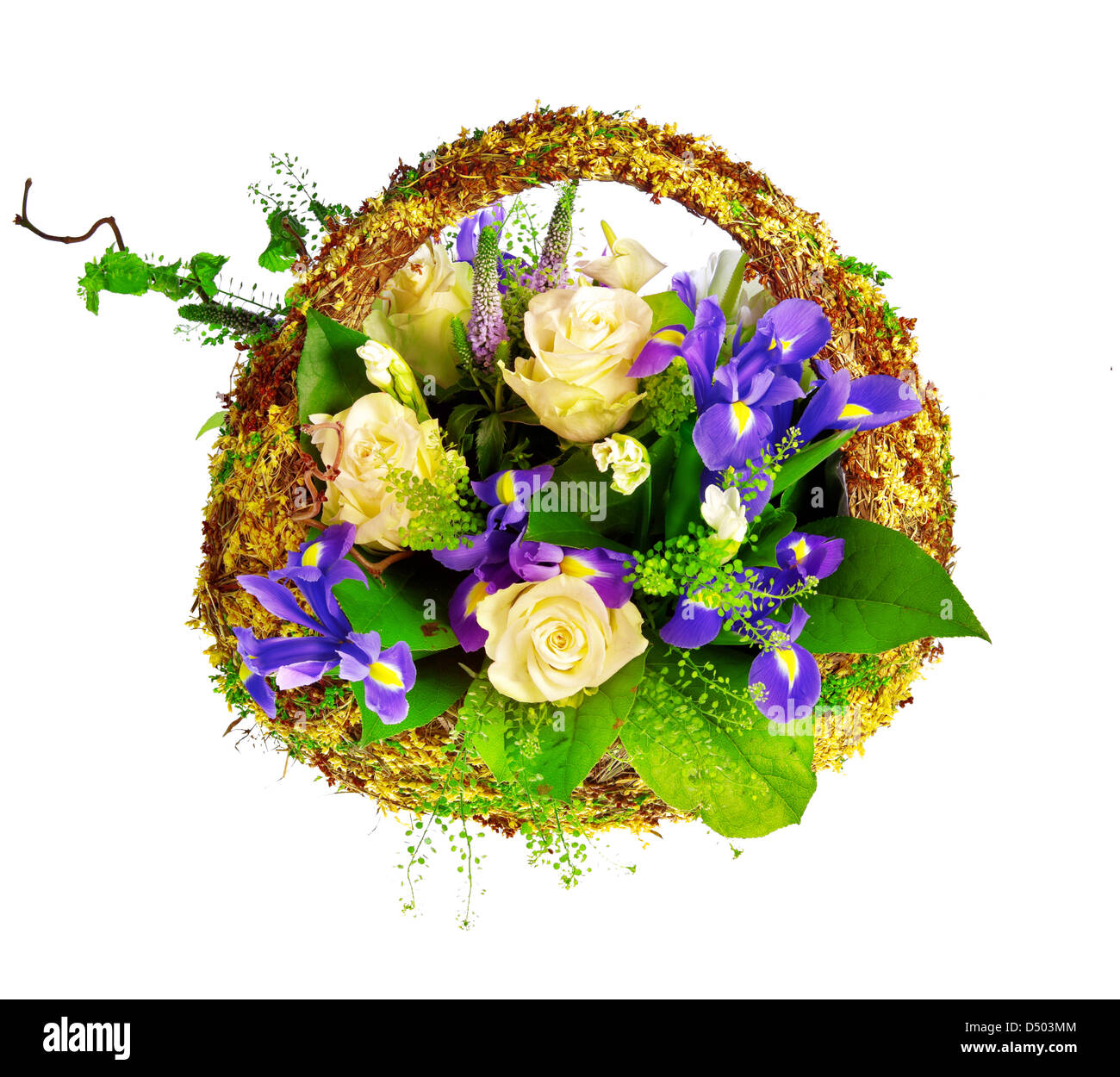Cesto di rose, iris xiphium olandese e veronica Foto Stock