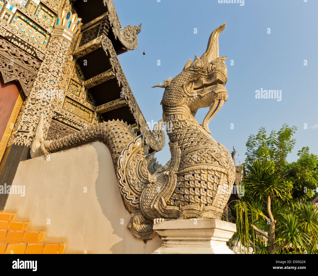 Venerati 'ACHARN MUN BHURIDATTO' Vihara al Wat Chedi Luang, Chiangmai, Thailandia. Foto Stock