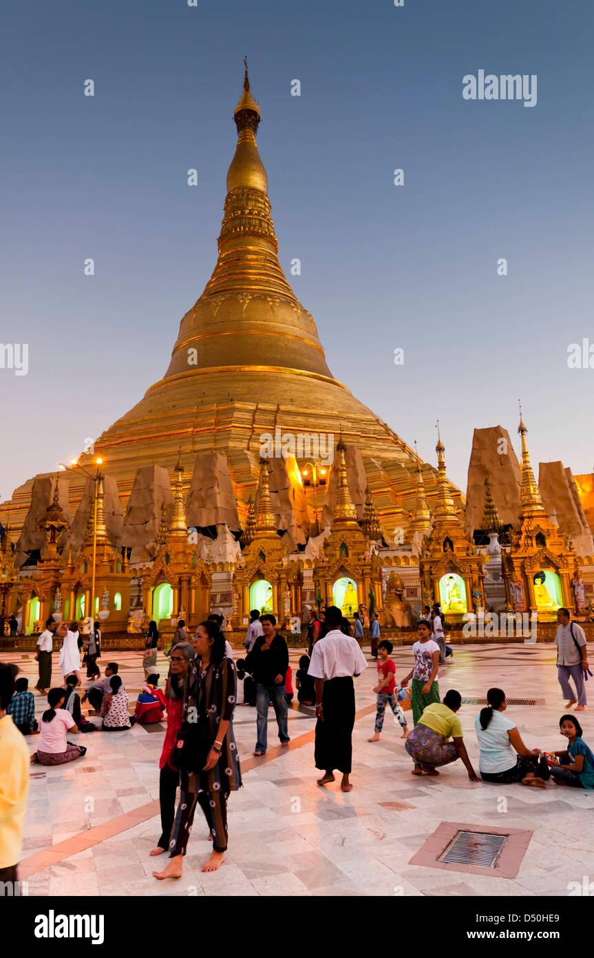 Yangon, Shwedagon pagoda Foto Stock