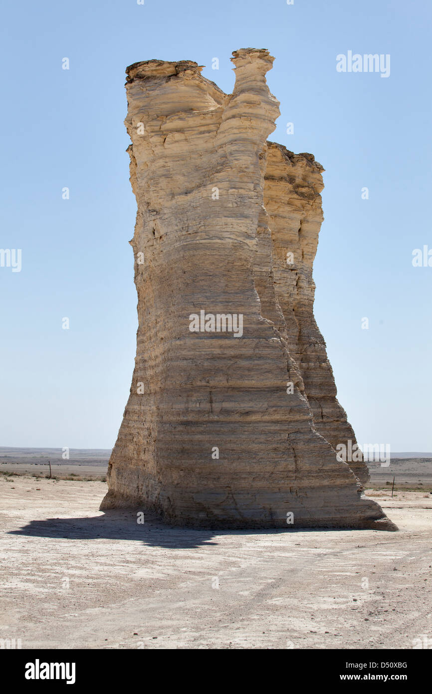 Formazioni di roccia su un paesaggio, monumento rocce, Gove County, Kansas, STATI UNITI D'AMERICA Foto Stock