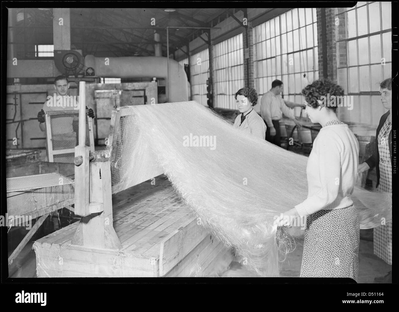 La lana di vetro. Frederick e Dimmock la filatura della lana di vetro, Marzo 1937 Foto Stock
