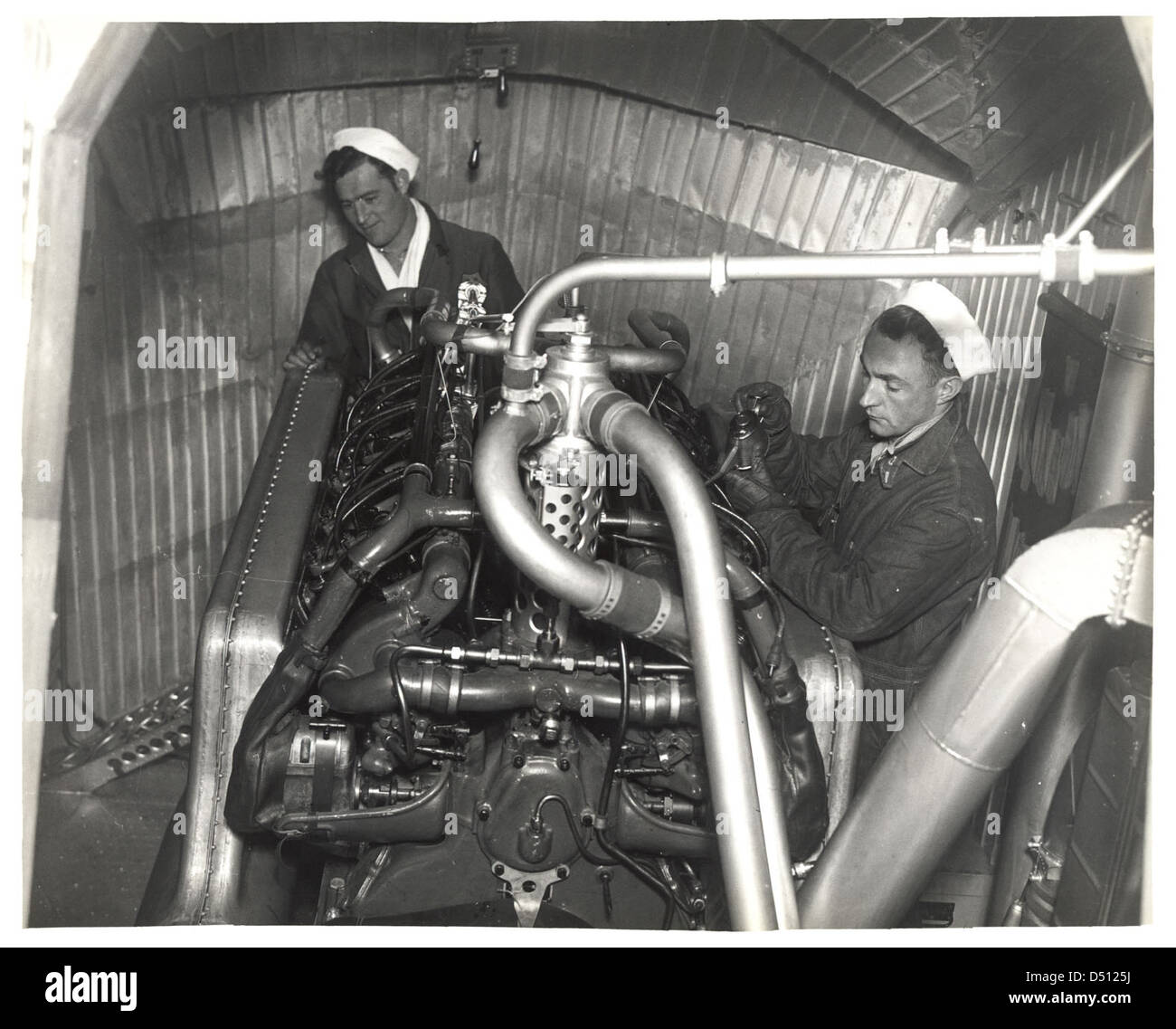 Fotografia della camera del motore in un dirigibile, ca. 1933 Foto Stock