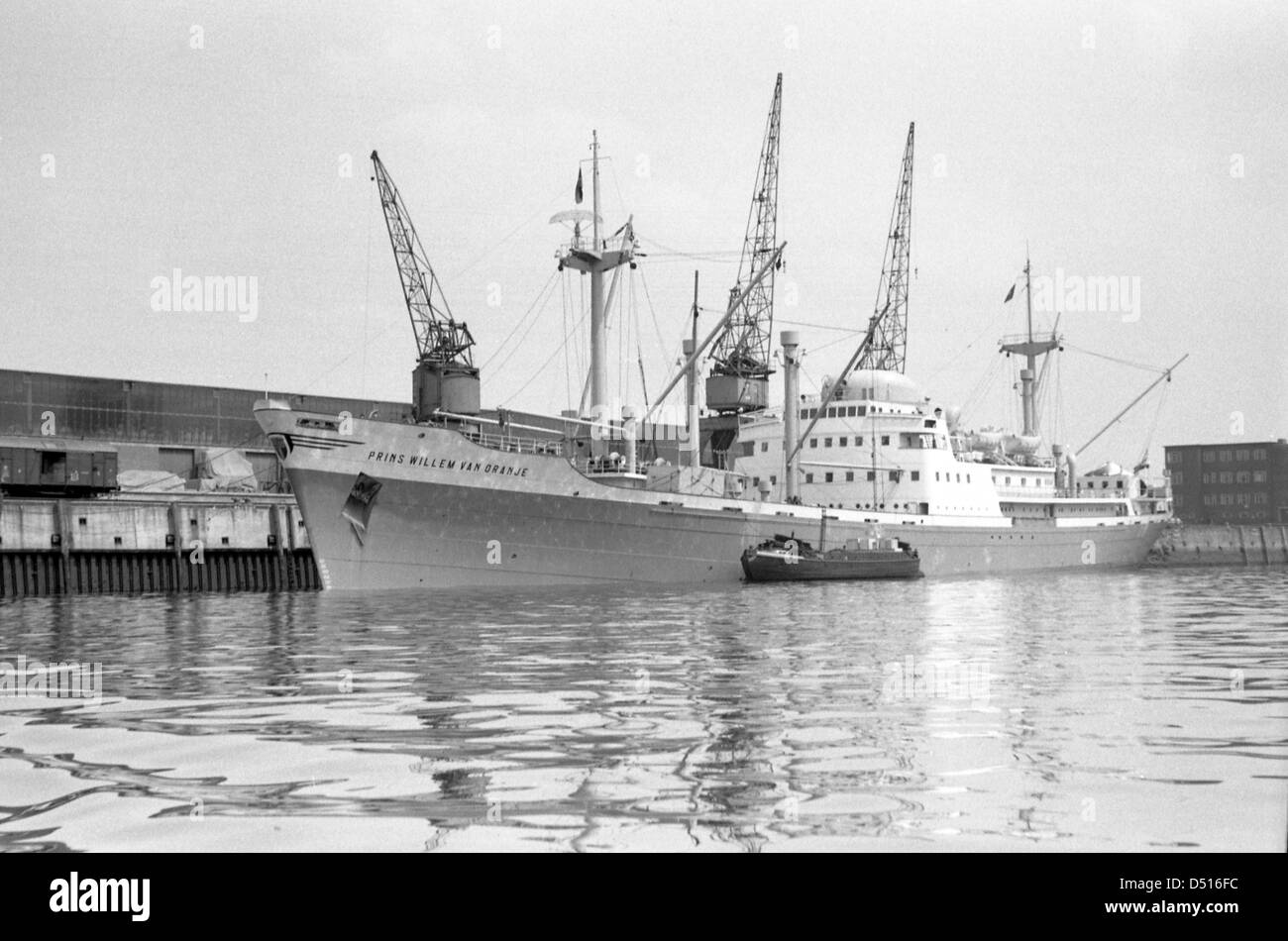 Amburgo, Germania, cargo e nave passeggeri Prins Willem van Oranje a una banchina nel porto Foto Stock