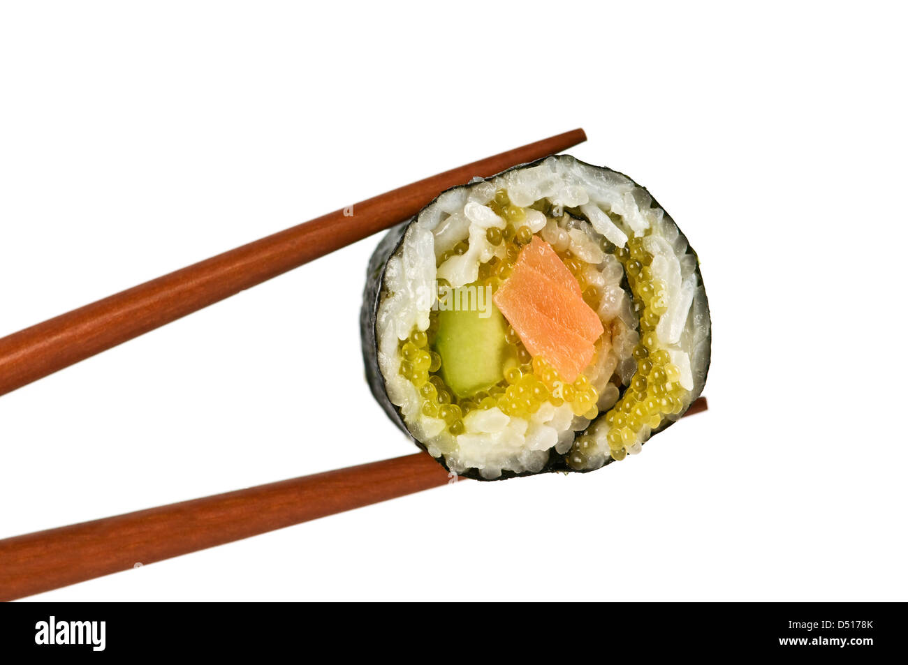 Rotolo di sushi isolato su bianco Foto Stock