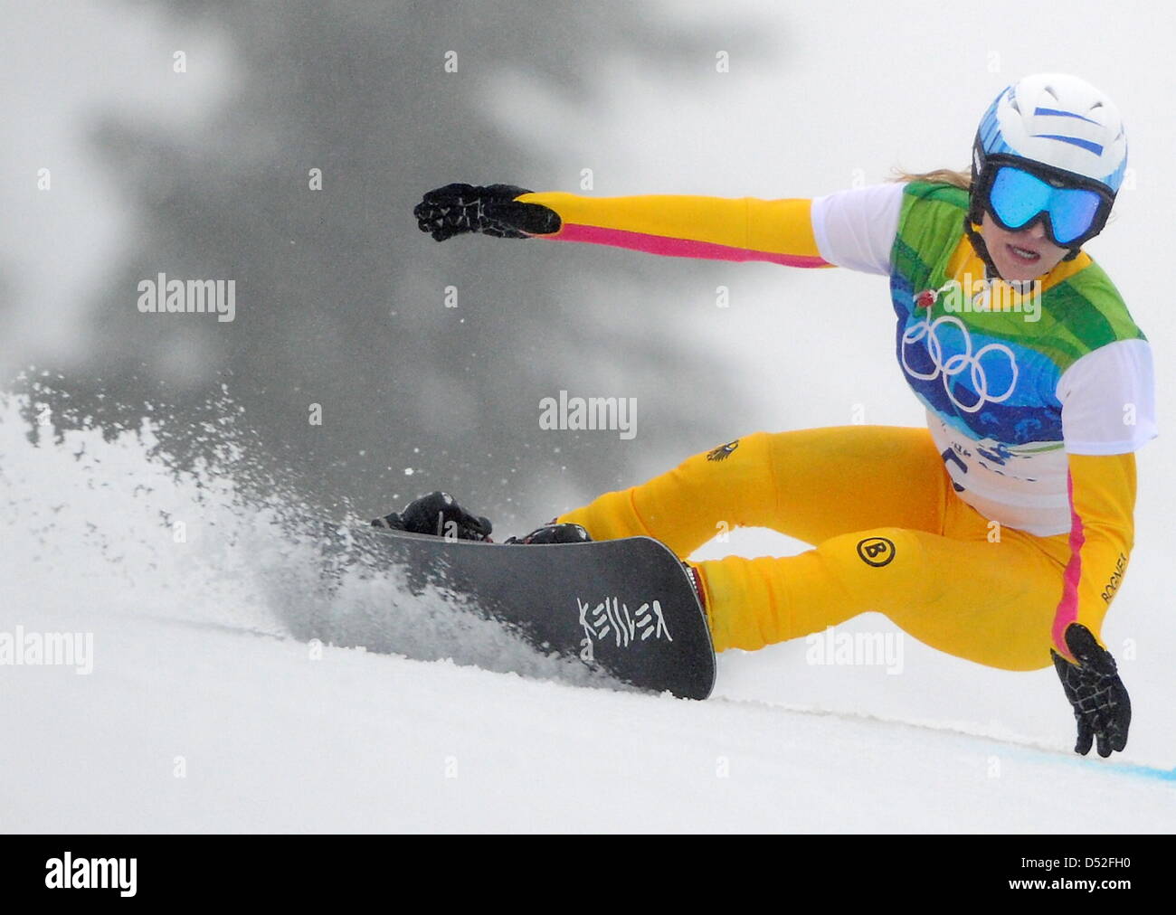 Amelie Kober di Germania compete in ladies' Snow Board parallelo Slalom Gigante run di qualificazione dei Giochi Olimpici Invernali di Cypress Mountain, Canada, 26 febbraio 2010. Foto: Andrew Gombert +++(c) dpa - Bildfunk+++ Foto Stock