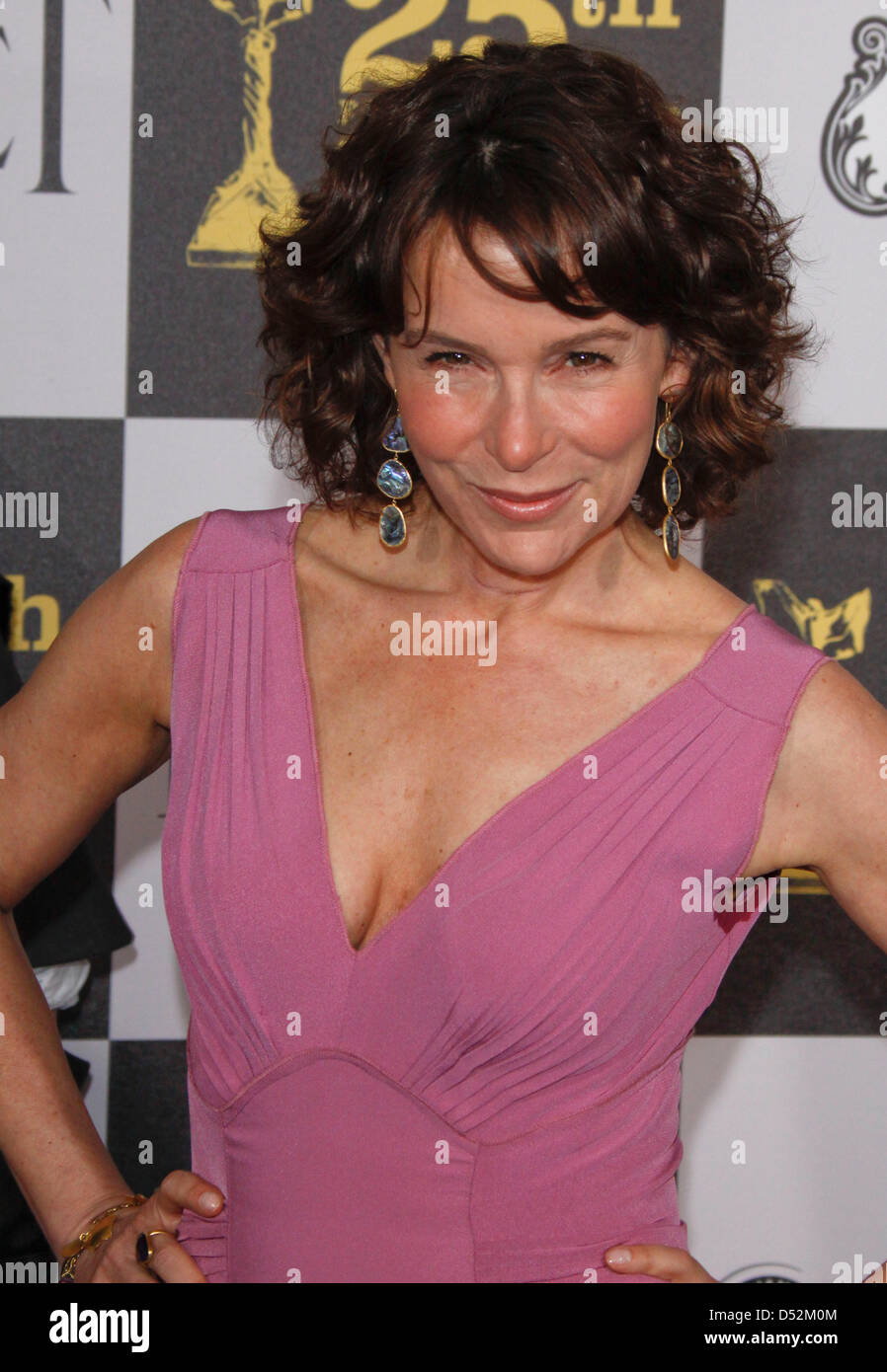 Noi attrice Jennifer Grey arriva per il venticinquesimo Film Independent Spirit Awards a Los Angeles, CA, Stati Uniti, 05 marzo 2010. La Spirit Awards premia la pellicola indipendente produzioni. Foto: Hubert Boesl Foto Stock