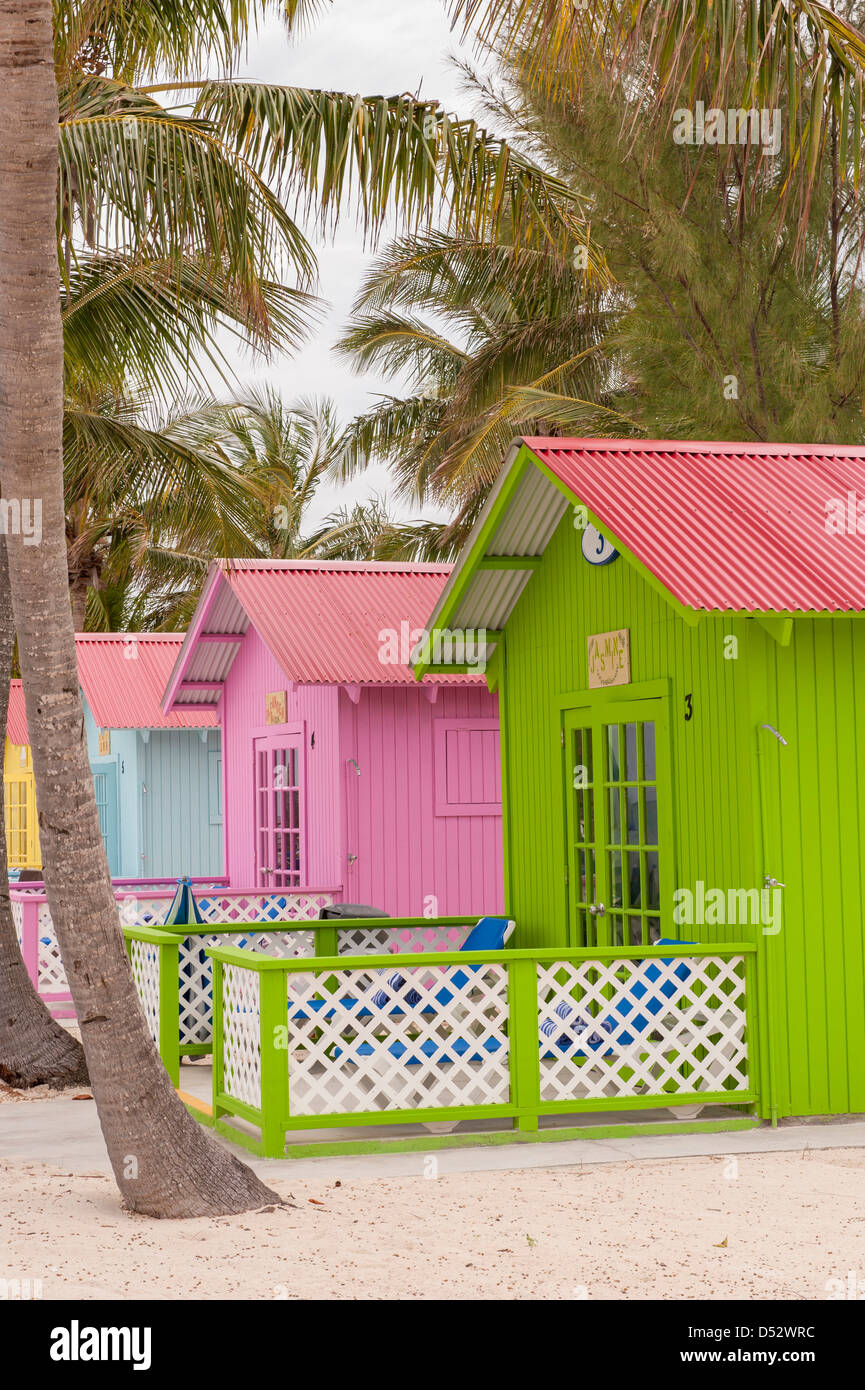 Bahamas, Eleuthera, Princess Cays, bungalow sulla spiaggia Foto Stock
