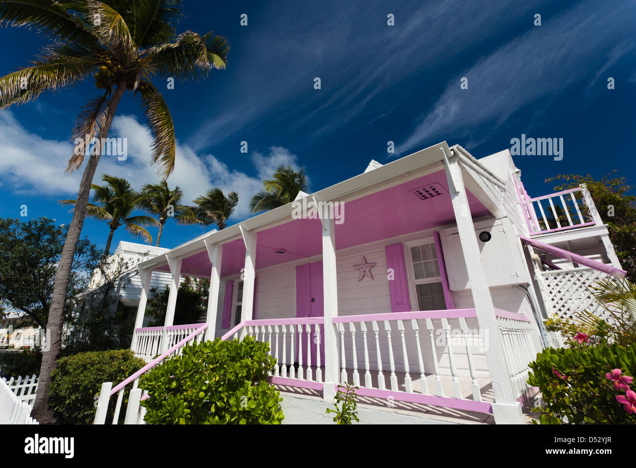 Bahamas, Eleuthera Island Harbour Island, Dunmore Town era coloniale casa lungo Bay Street Foto Stock