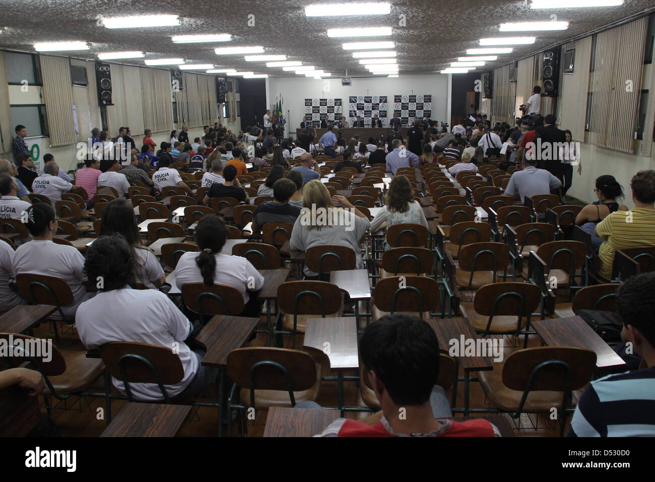 Santa Maria, Rio Grande do Sul, Brasile. Xxii Marzo 2013. conferenza stampa dove i risultati dell inchiesta dove ha presentato circa la tragedia che ha ucciso 241 in un nightclub chiamato Kiss in Santa Maria. Credito: Rafa Happke / 55 / Alamy Live News Foto Stock