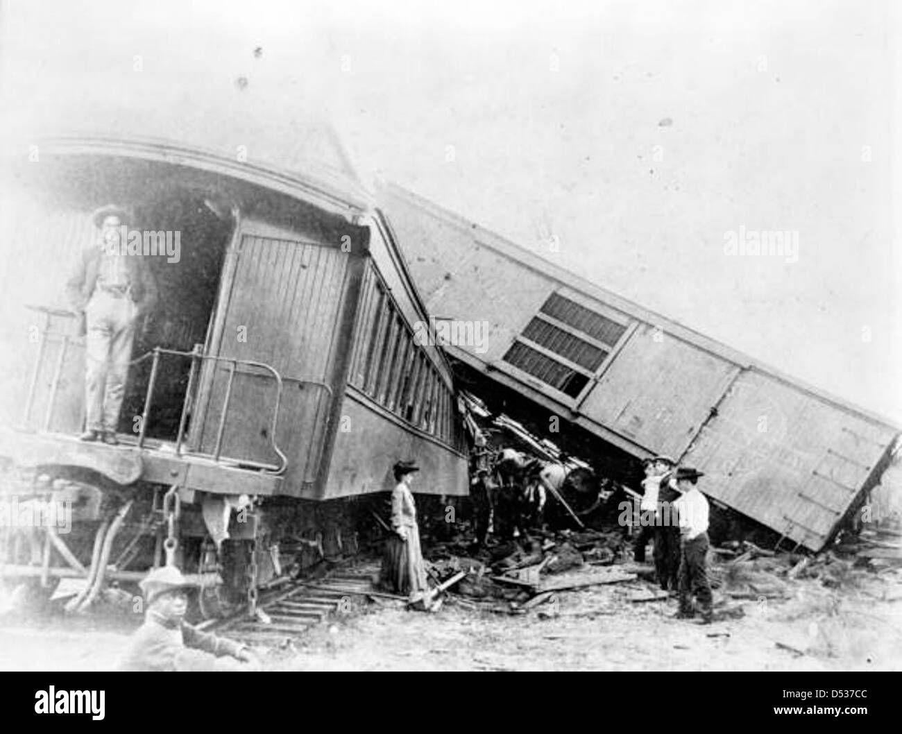 Un relitto ferroviario della Seaboard Air Line Railway in Florida, che evidenzia l'impatto dei deragliamenti sul sistema ferroviario e i rischi associati di incidenti nel trasporto. Foto Stock