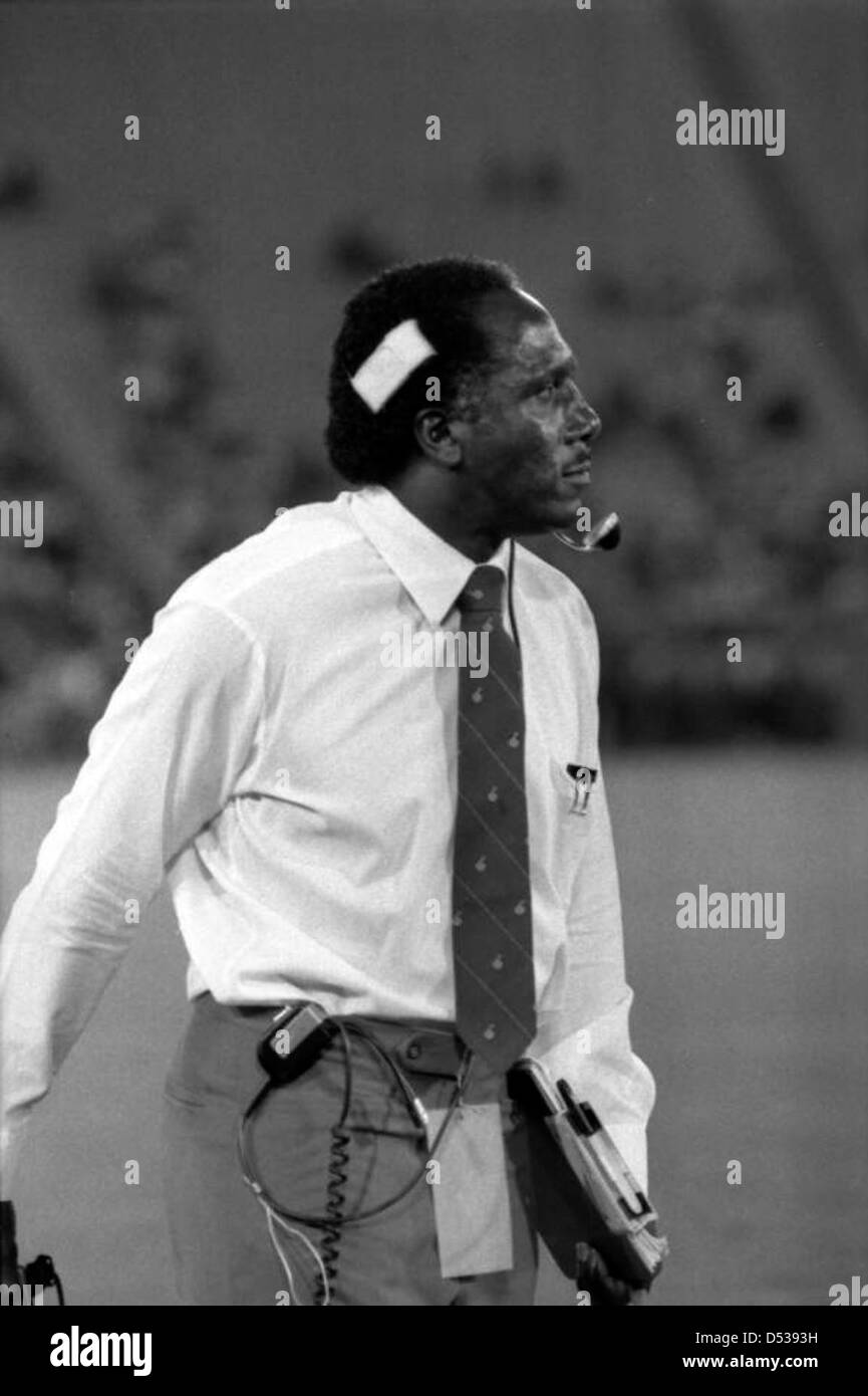 FAMU capo allenatore di calcio Rudy Hubbard in disparte: Tallahassee, Florida Foto Stock