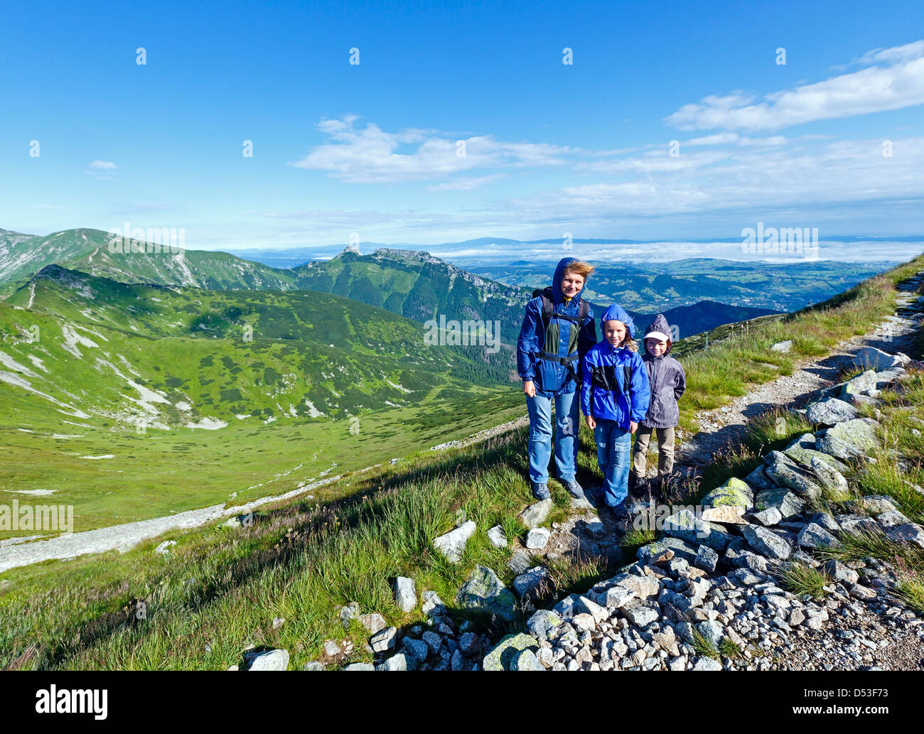 La famiglia in montagna Tatra, Polonia, vista da Kasprowy Wierch mount Foto Stock